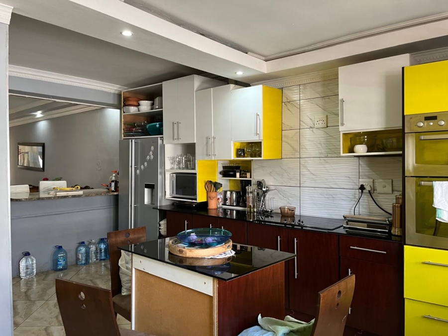  Bedroom Property for Sale in Parow Western Cape